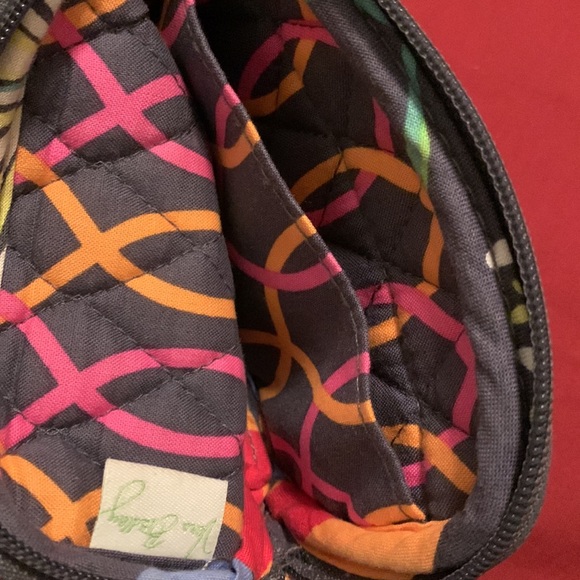 Small Vera Bradley coin purse - Picture 2 of 2